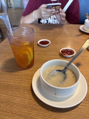 Comentarii opinii despre Eighteen Chefs