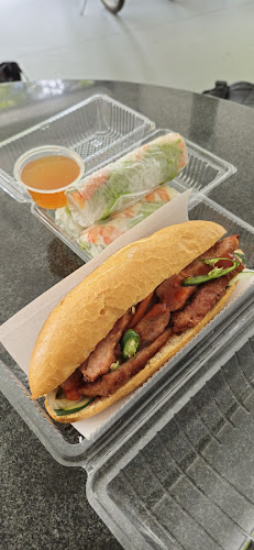 Opinii despre HUE BANH MI în Singapore - Hospitality and gastronomy