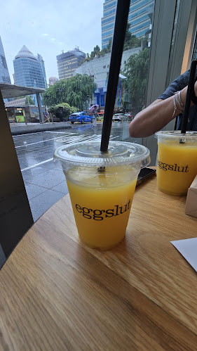 Eggslut Scotts Square - Hospitality and gastronomy