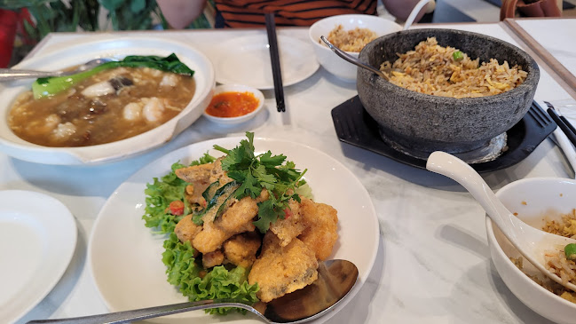 Comentarii opinii despre A-One Signature @AMK Hub