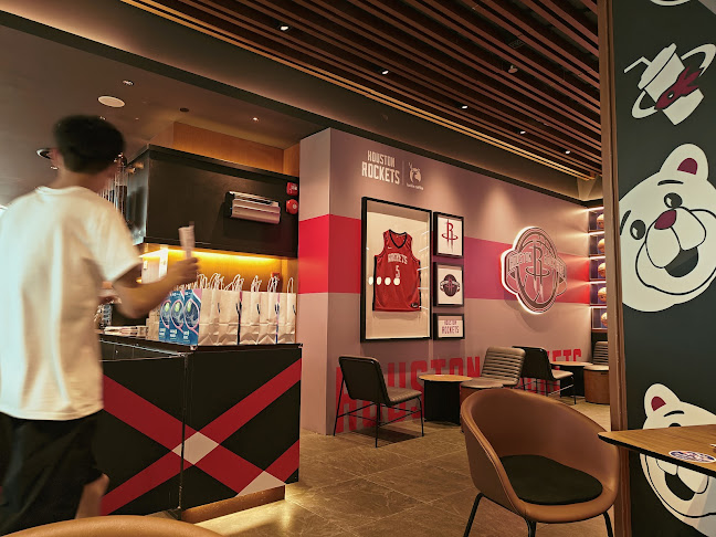 luckin coffee - Jewel - Hospitality and gastronomy