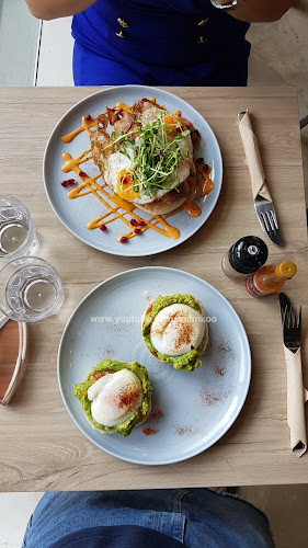 Craftsmen Coffee (Clarke Quay Central) - Hospitality and gastronomy