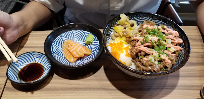 Waa Cow! - Hospitality and gastronomy