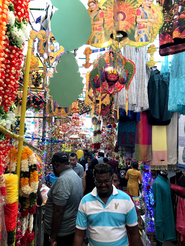 Comentarii opinii despre Tekka Centre