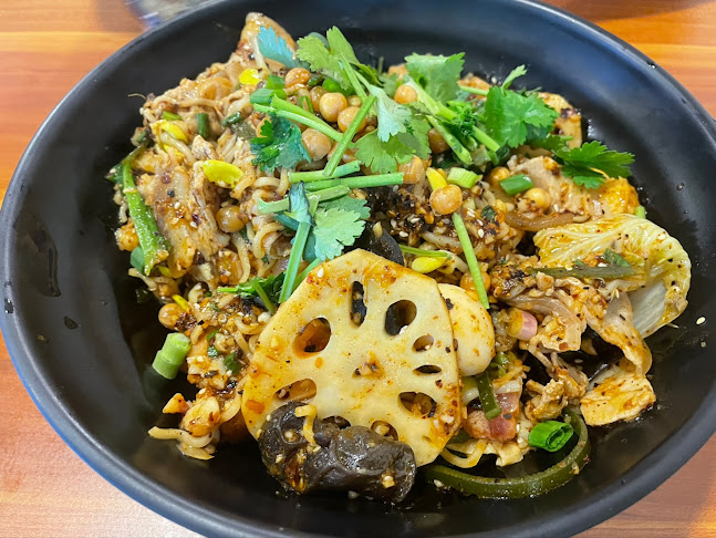 JIANG HU MAO CAI 江湖冒菜 - Hospitality and gastronomy