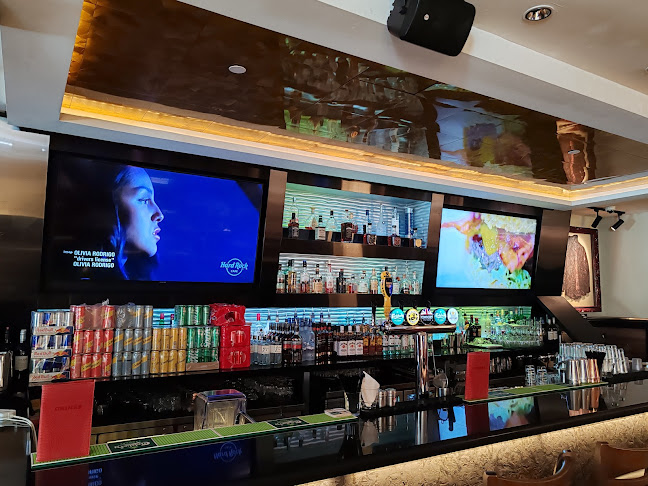 Hard Rock Cafe - Hospitality and gastronomy