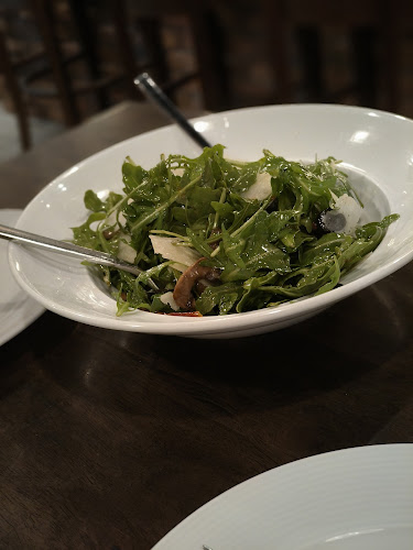 #881, Singapore 279893