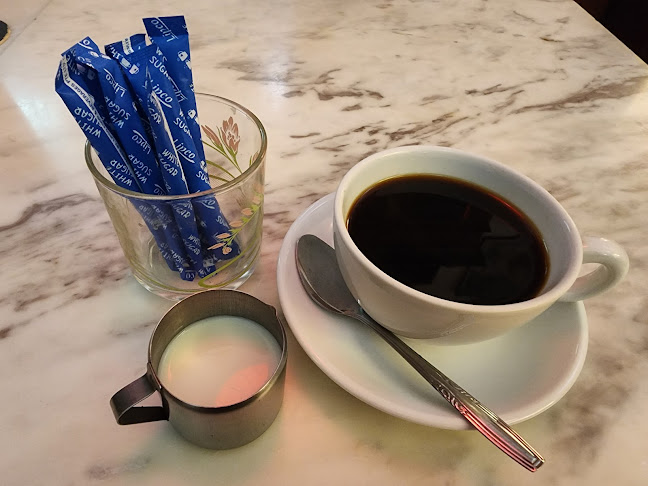 Comentarii opinii despre British Hainan Heritage Restaurant