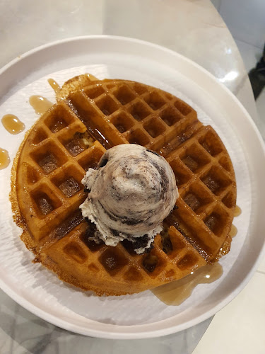 8 Grange Rd, Level 2, Singapore 239695