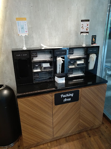 KOI Thé @ Buona Vista MRT - Hospitality and gastronomy