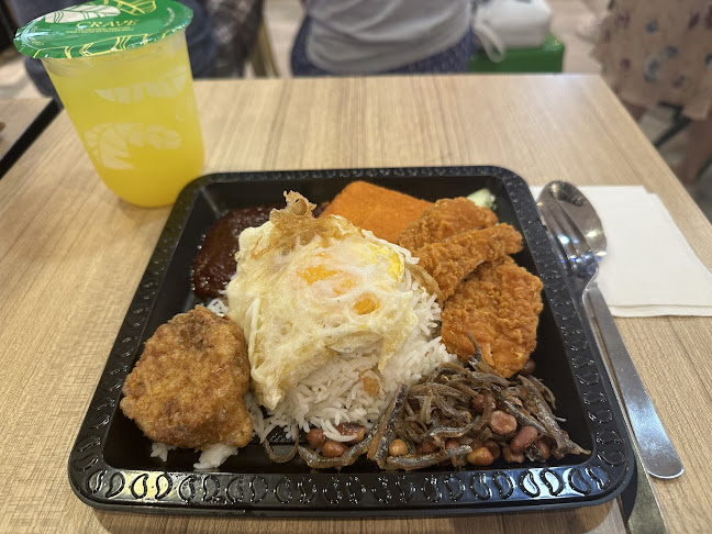 Opinii despre Crave Nasi Lemak @ Eastpoint Mall în Singapore - Hospitality and gastronomy