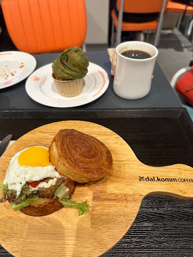 80 Marine Parade Rd, #01-K33/K34 Parkway Parade, Singapore 449269