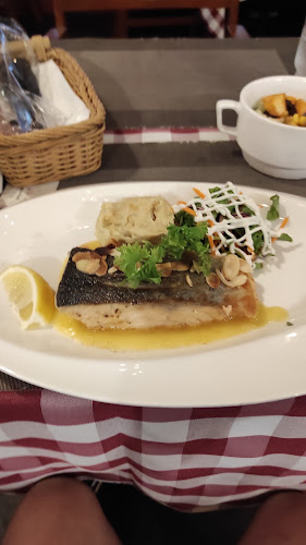 Mariners' Corner Restaurant - Hospitality and gastronomy