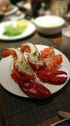 Comentarii opinii despre Element Restaurant Amara Singapore