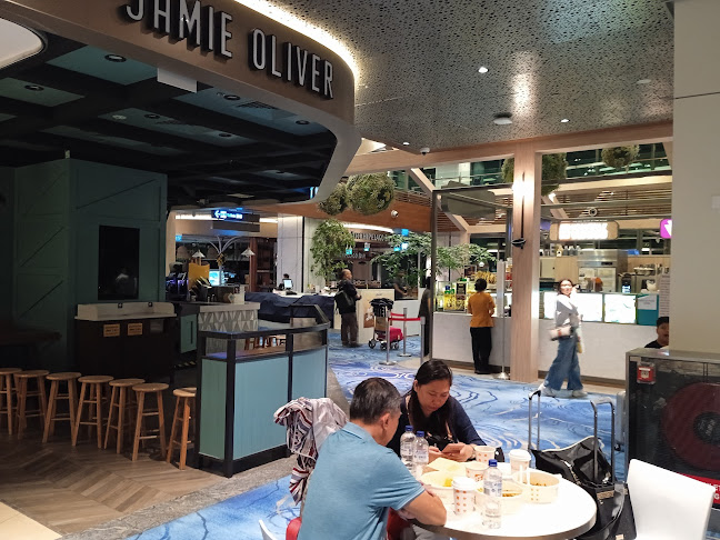 Comentarii opinii despre Tip Top Curry Puff @ T1 Transit