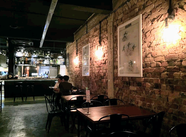 685 E Coast Rd, Singapore 459054