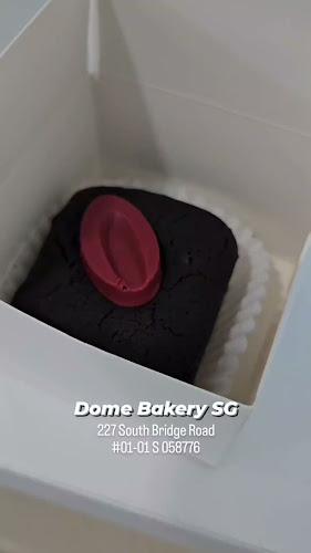 Comentarii opinii despre Dome Bakery - Fudgy Brownies & Bakes