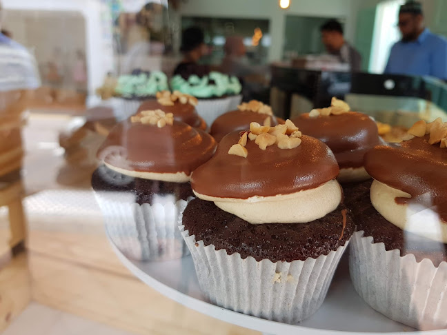 Comentarii opinii despre Fluff Bakery - Halal, Muslim owned bakery in Singapore