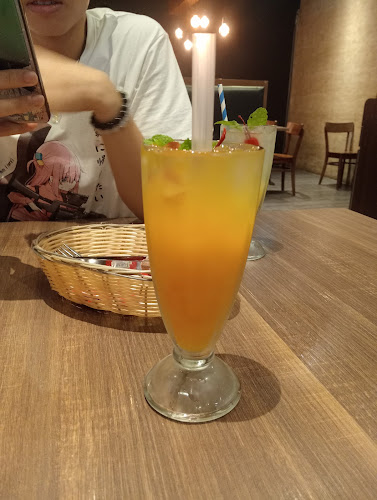 ASTONS Specialities @ City Square Mall