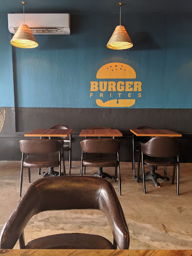 Comentarii opinii despre Burger & Steak Frites