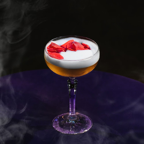 Opinii despre Yin Bar Singapore în Singapore - Hospitality and gastronomy