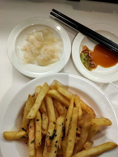 Opinii despre Genki Sushi Waterway Point în Singapore - Hospitality and gastronomy