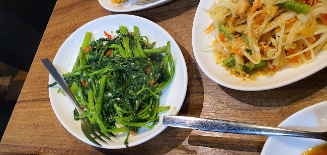 50 Jurong Gateway Rd, #03 - 21 Jem, Singapore 608549