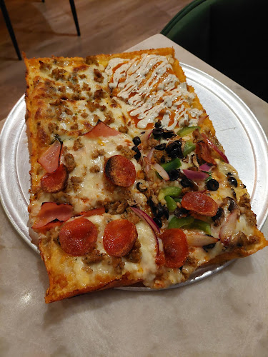 Comentarii opinii despre John's Pizzeria & Bakery