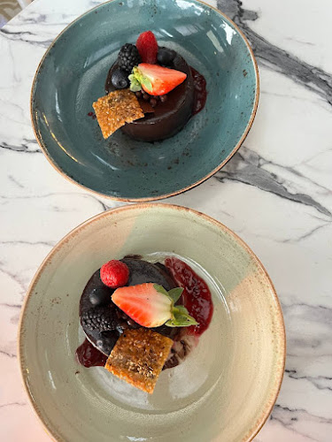 Dusk @ Mount Faber Peak - Hospitality and gastronomy