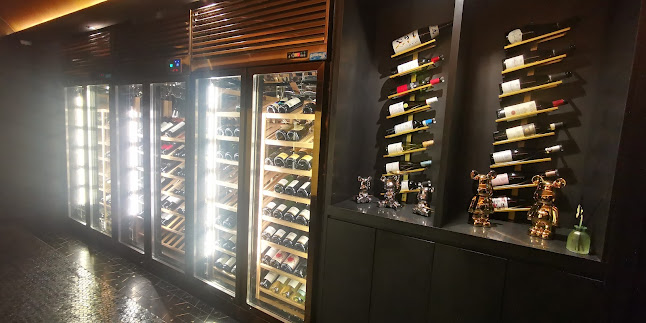 Reverie Live Music - Singapore