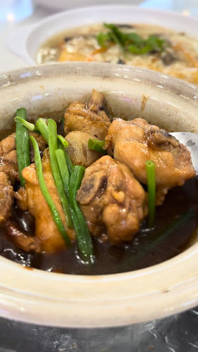 HONG KONG STREET MING ZHONG SEAFOOD 香港街(民众)海鲜