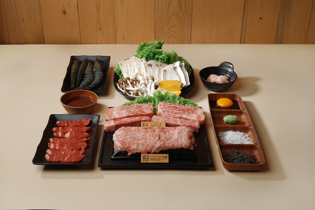 Opinii despre Tomahawk King: Steakhouse and Grill (Steak & Japanese Yakiniku) în Singapore - Hospitality and gastronomy