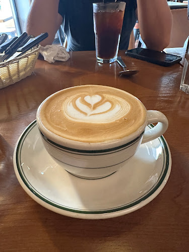 Bernie's - Hospitality and gastronomy