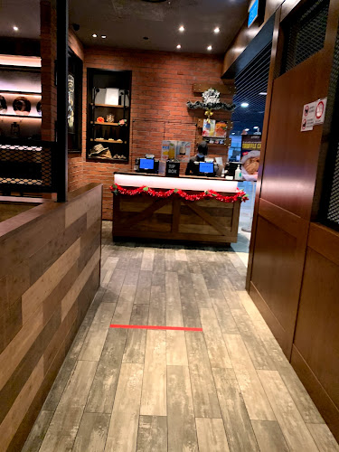 Comentarii opinii despre ANDES by ASTONS @ ESR BizPark (Formerly Viva Business Park)