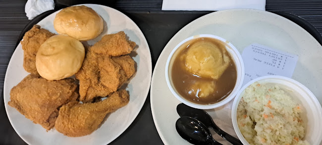 Arnold's Fried Chicken Main Branch - Hospitality and gastronomy