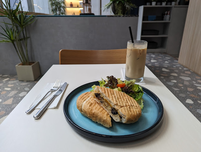 Opinii despre Rakki Cafe & Munchies în Singapore - Hospitality and gastronomy