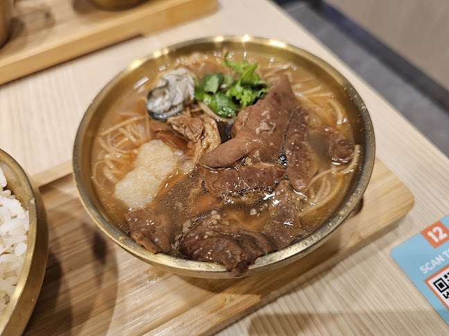 Eat 3 Bowls @ The Seletar Mall - Hospitality and gastronomy