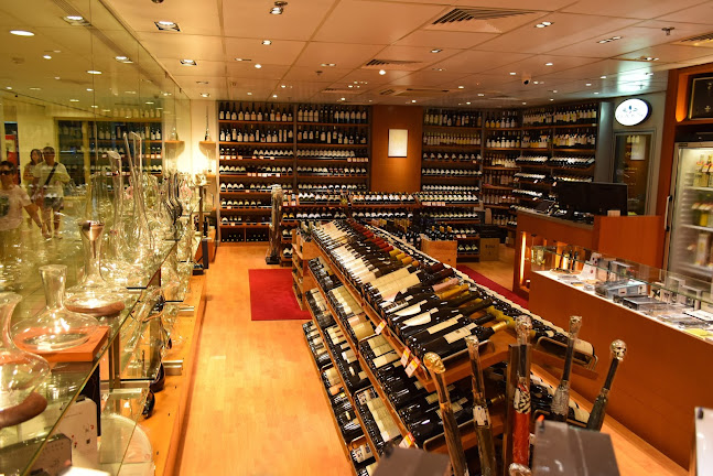 The Oaks Cellars - Great World City