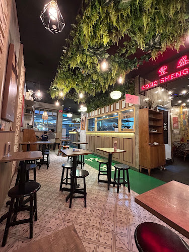 Comentarii opinii despre Fong Sheng Hao 豐盛號 Nex