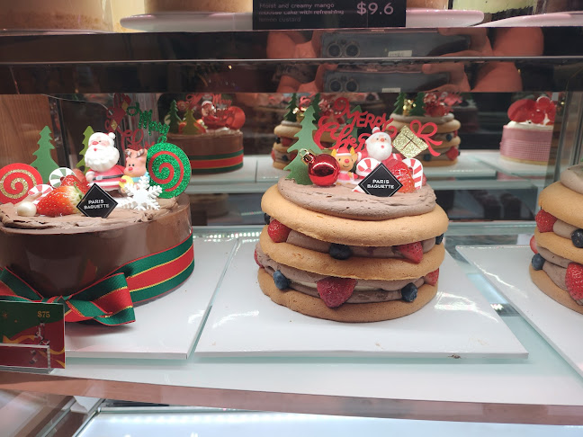 Paris Baguette Hillion Mall - Hospitality and gastronomy