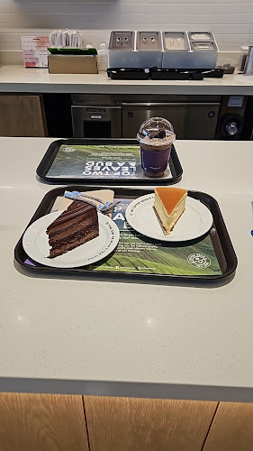 Coffee Bean and Tea Leaf (Komo Shoppes) - Hospitality and gastronomy