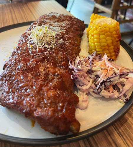 Opinii despre Refuel Cafe în Singapore - Hospitality and gastronomy