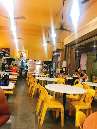 Sengkang 266 Coffeeshop - Hospitality and gastronomy