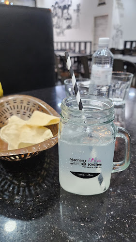 Comentarii opinii despre Machan's kitchen