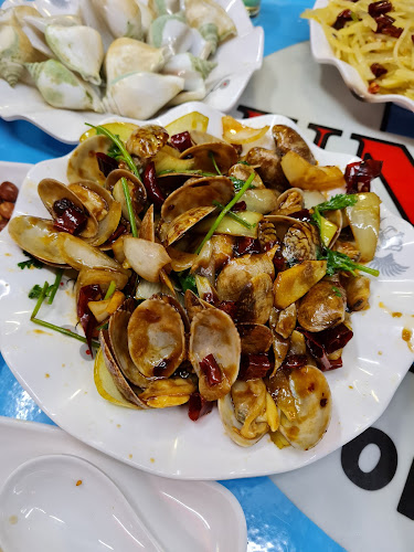 满族火锅 Man Zhu Steamboat Restaurant - Singapore