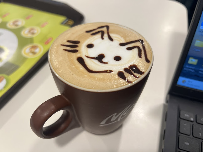 Opinii despre McDonald's Hougang Street 21 în Singapore - Hospitality and gastronomy