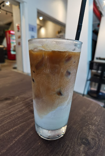 Thong Aik Coffee - Hospitality and gastronomy