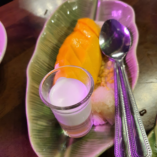 Comentarii opinii despre Warm Up Cafe @Mackenzie Road