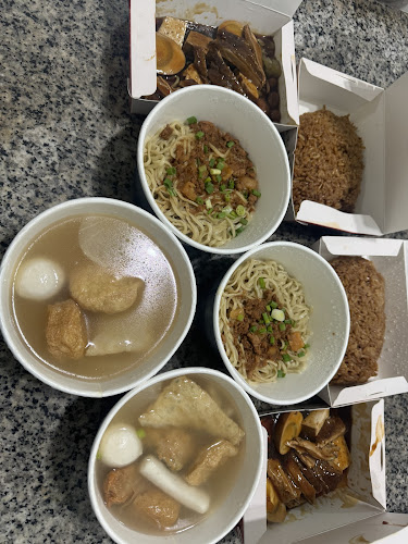 Yew Kee Specialities 友記家傳鴨飯 - Hospitality and gastronomy