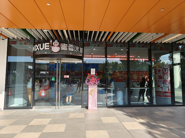 MIXUE One Punggol - Hospitality and gastronomy